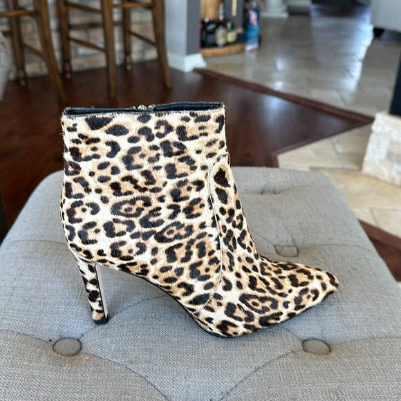 Sam Edelman Calf hair booties Cheetah print - Picture 10 of 14